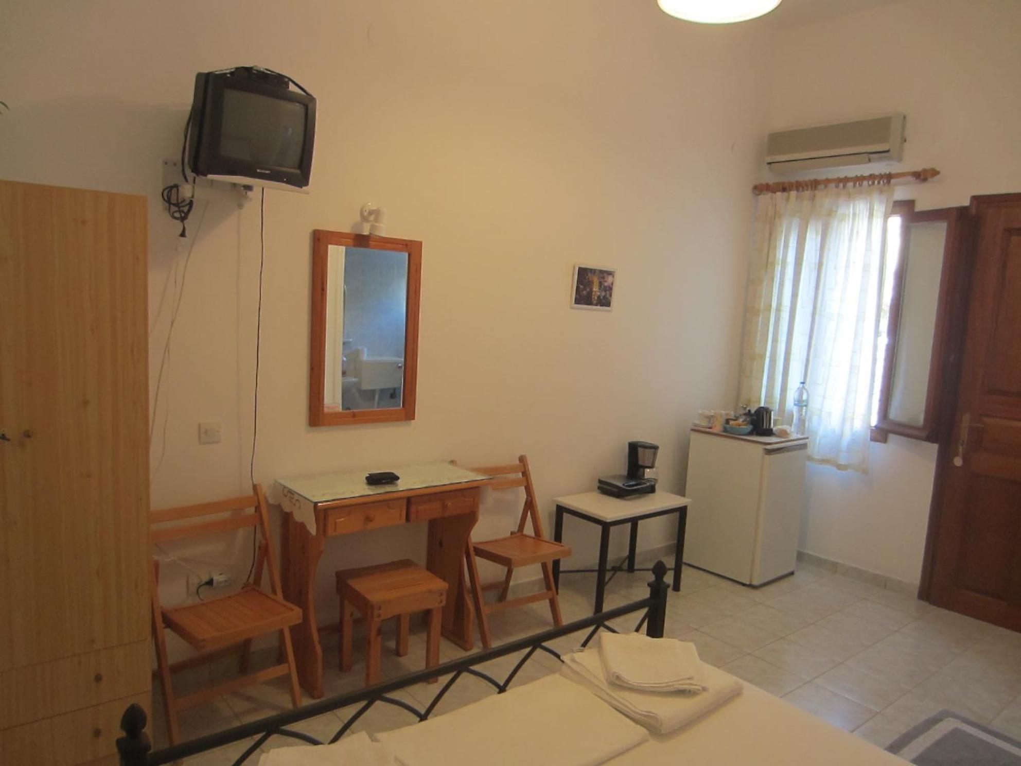 Katerina Apartments Triovasálos المظهر الخارجي الصورة
