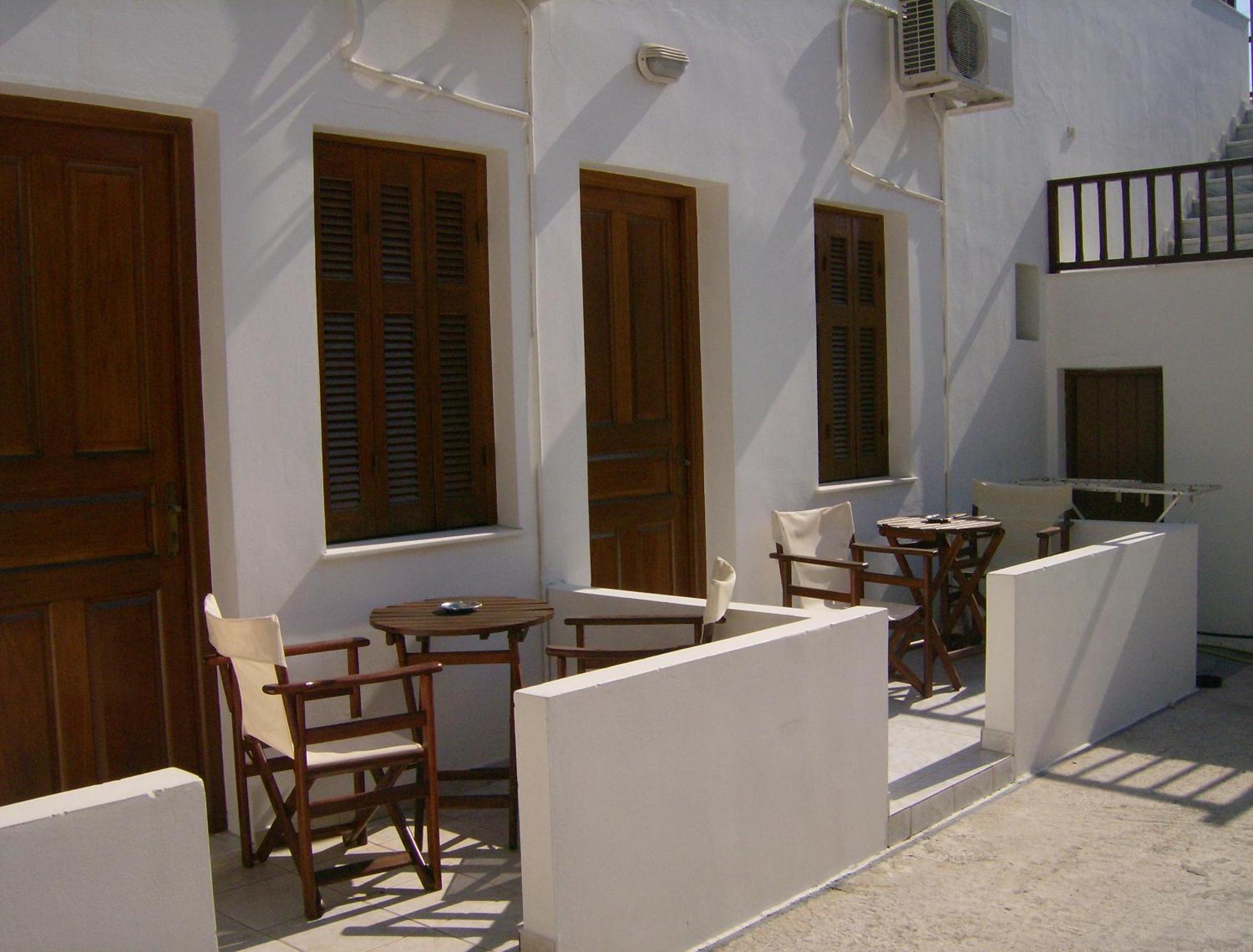 Katerina Apartments Triovasálos المظهر الخارجي الصورة