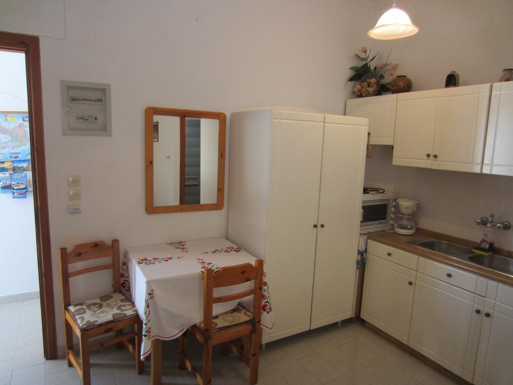 Katerina Apartments Triovasálos المظهر الخارجي الصورة