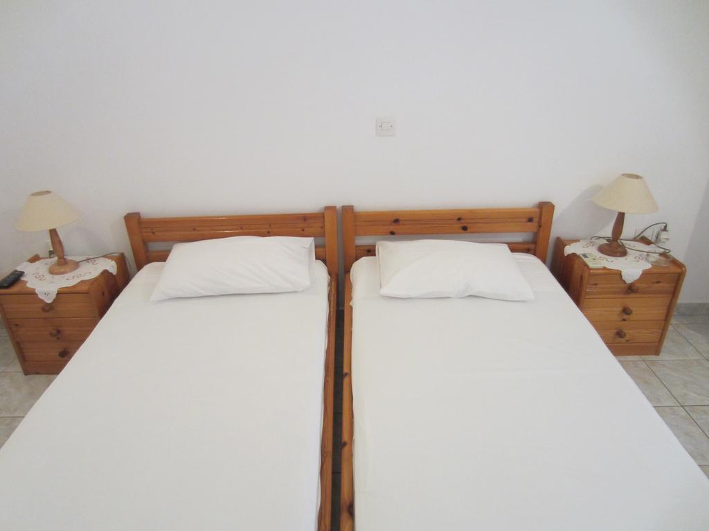 Katerina Apartments Triovasálos المظهر الخارجي الصورة